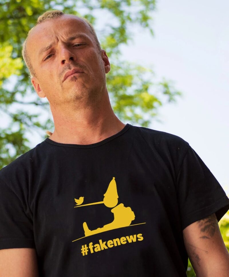 Dubioza kolektiv majica #fakenews