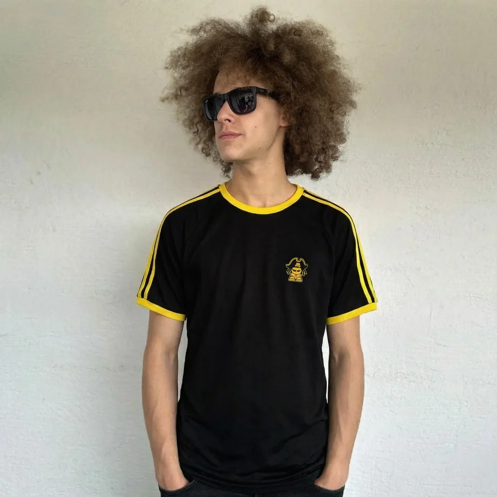 Majica Dubioza kolektiv Two Stripes crna