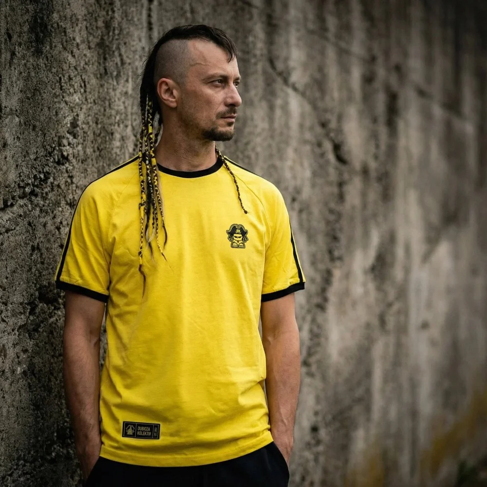 Majica Dubioza kolektiv Two Stripes žuta